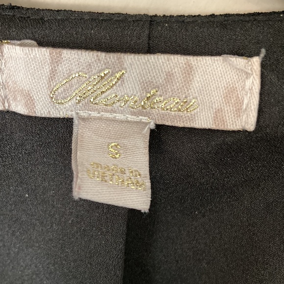 Women’s Blazer - Picture 2 of 4